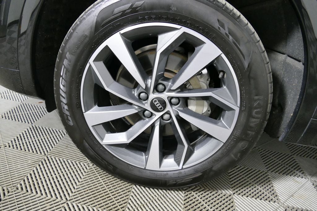 2023 Audi Q5 45 S line Premium quattro