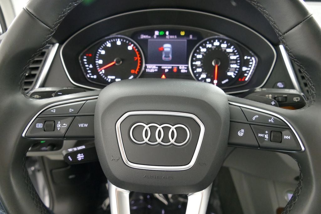 2022 Audi Q5 45 S line Premium quattro