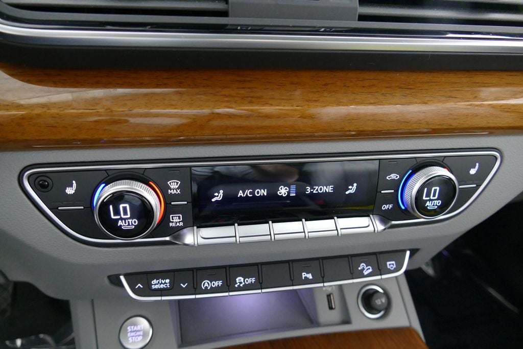 2022 Audi Q5 45 S line Premium quattro
