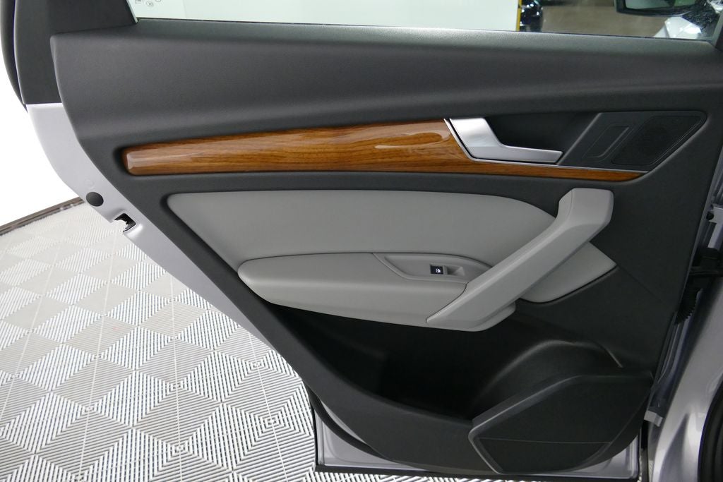2022 Audi Q5 45 S line Premium quattro
