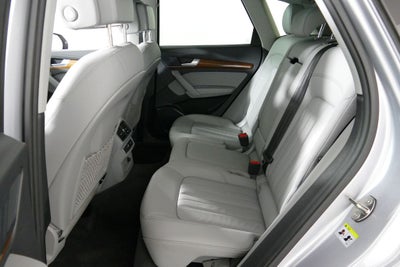 2022 Audi Q5 45 S line Premium quattro