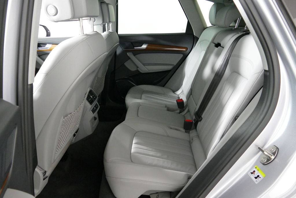 2022 Audi Q5 45 S line Premium quattro