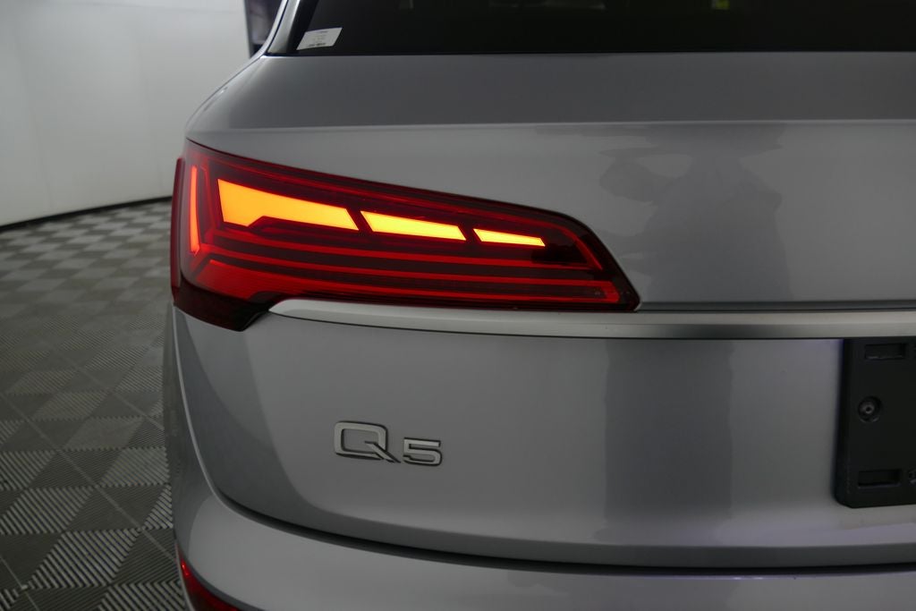 2022 Audi Q5 45 S line Premium quattro