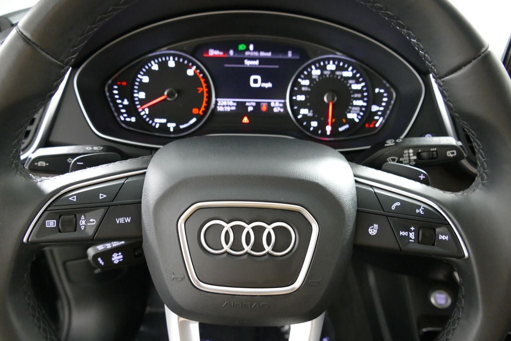 2023 Audi Q5 45 S line Premium quattro