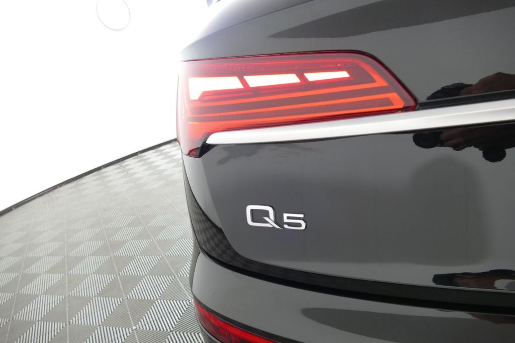 2023 Audi Q5 45 S line Premium quattro