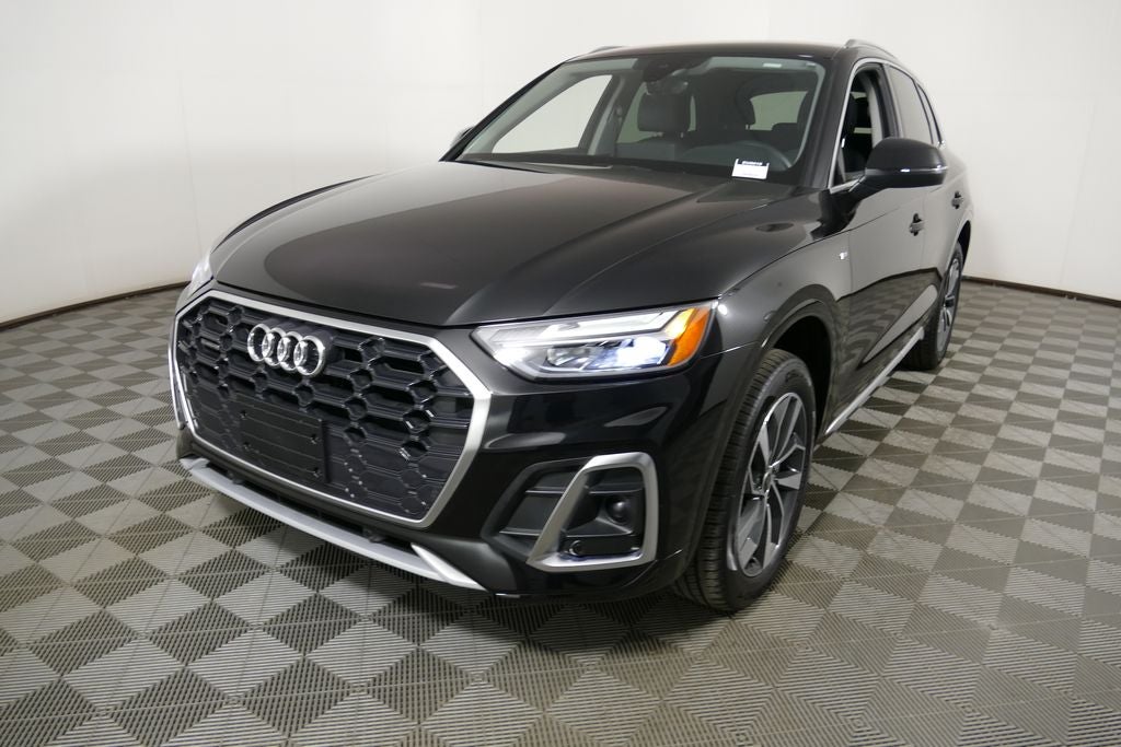 2023 Audi Q5 45 S line Premium quattro