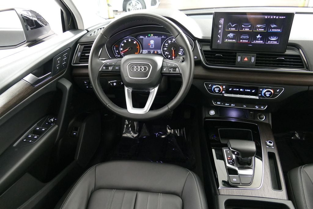 2023 Audi Q5 45 S line Premium quattro