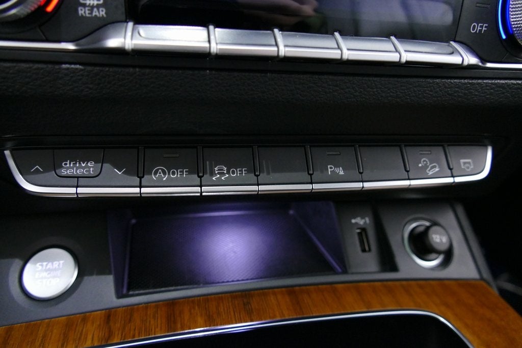 2023 Audi Q5 45 S line Premium quattro