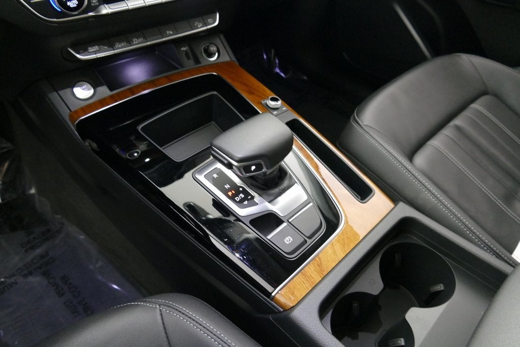 2023 Audi Q5 45 S line Premium quattro