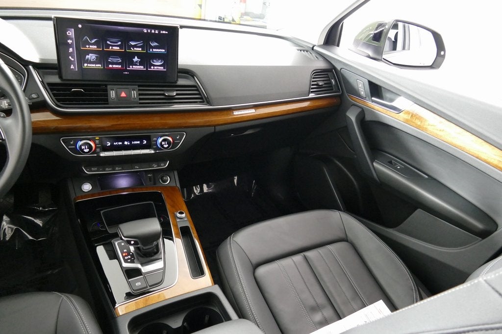 2023 Audi Q5 45 S line Premium quattro