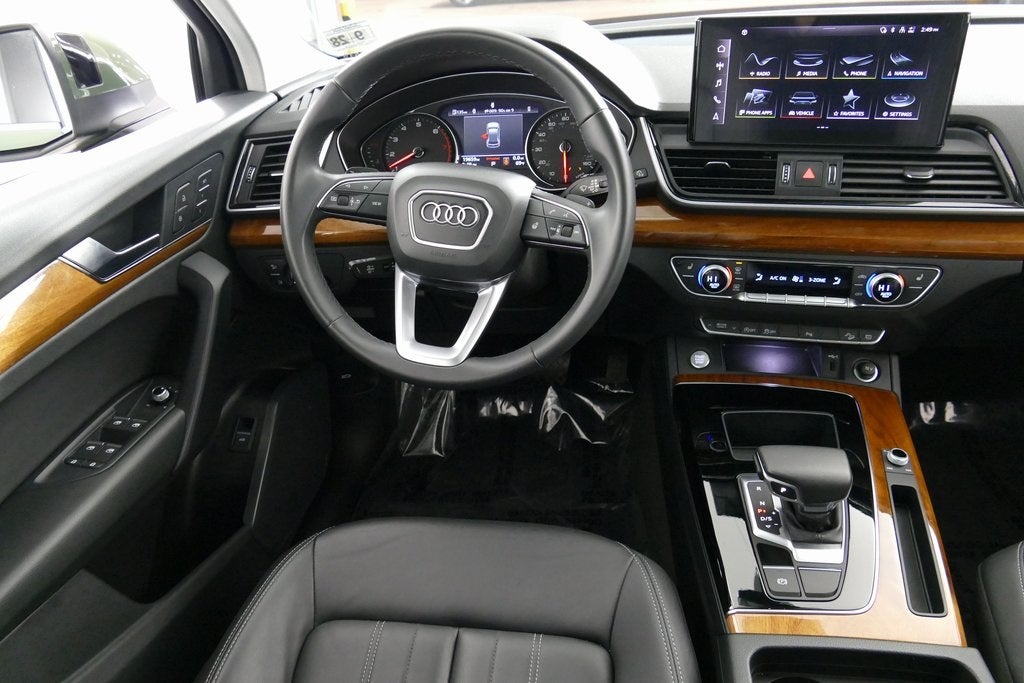 2023 Audi Q5 45 S line Premium quattro