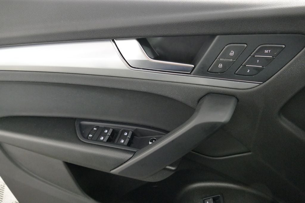 2024 Audi Q5 45 S line Premium quattro