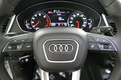 2024 Audi Q5 45 S line Premium quattro