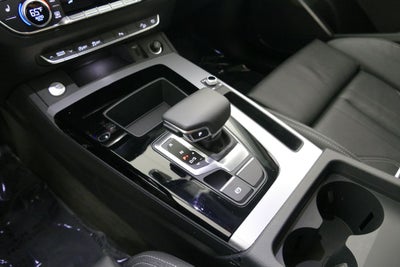 2024 Audi Q5 45 S line Premium quattro