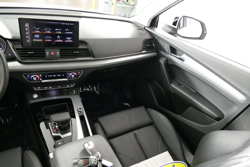2024 Audi Q5 45 S line Premium quattro