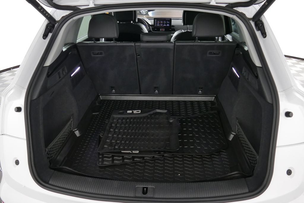 2024 Audi Q5 45 S line Premium quattro