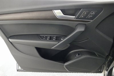 2024 Audi Q5 45 S line Premium quattro