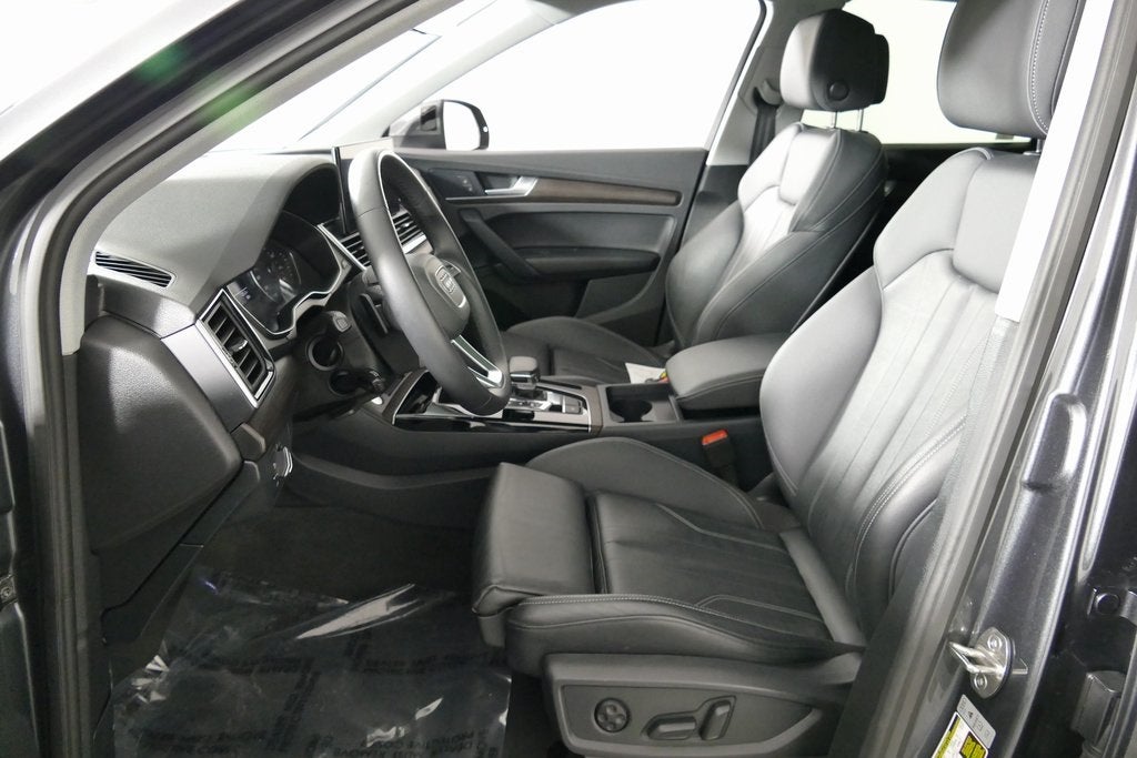 2024 Audi Q5 45 S line Premium quattro