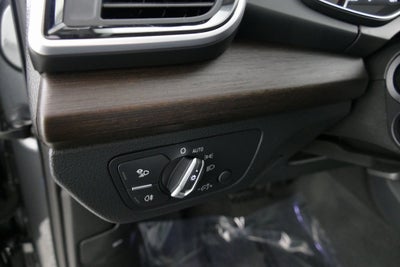 2024 Audi Q5 45 S line Premium quattro