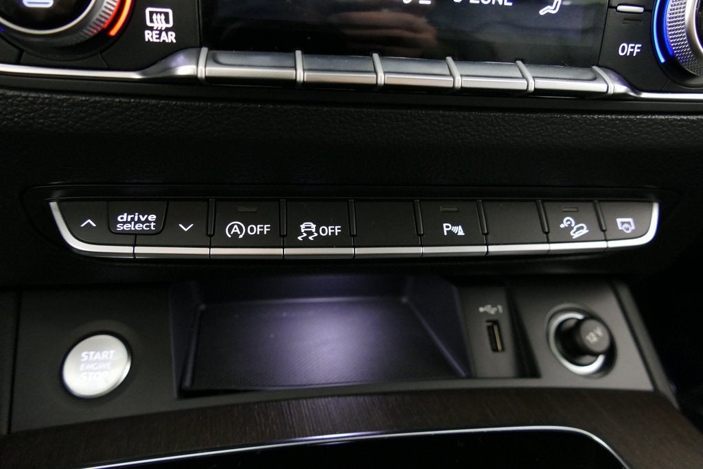 2024 Audi Q5 45 S line Premium quattro