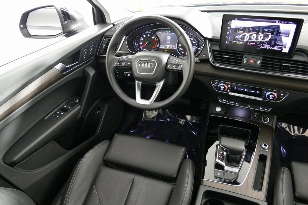 2024 Audi Q5 45 S line Premium quattro