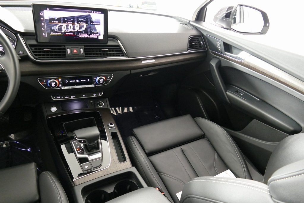 2024 Audi Q5 45 S line Premium quattro