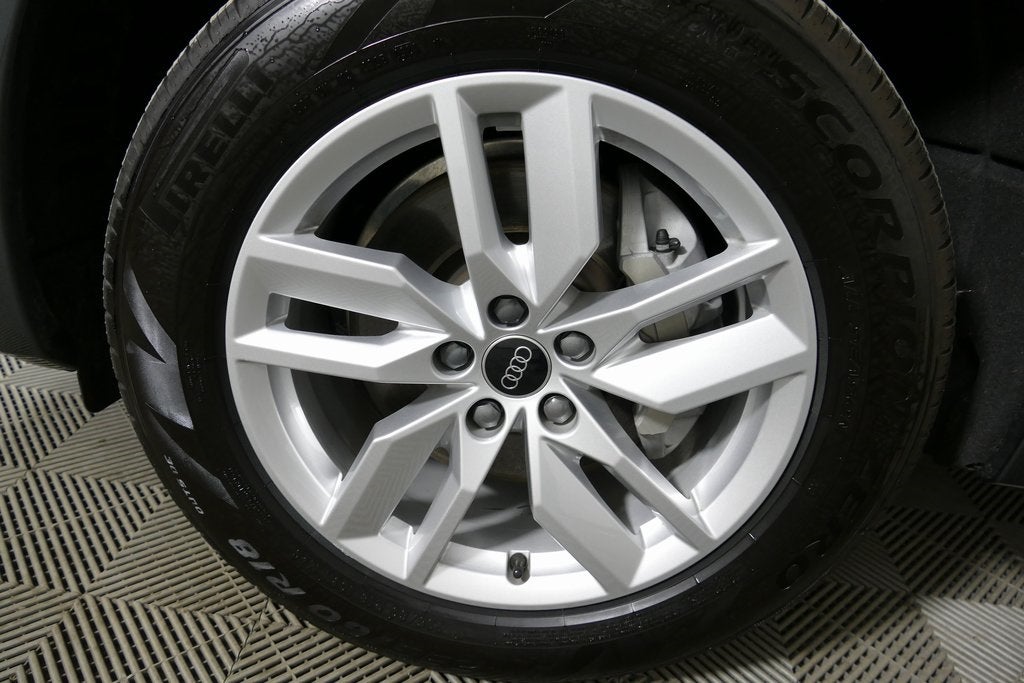 2024 Audi Q5 45 S line Premium quattro