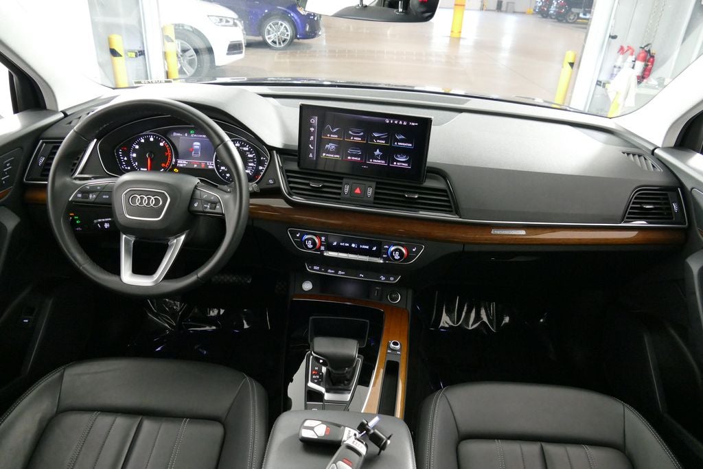 2023 Audi Q5 45 S line Premium quattro