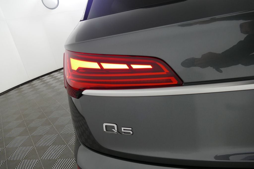 2023 Audi Q5 45 S line Premium quattro