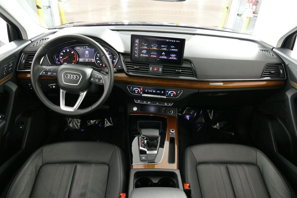 2023 Audi Q5 45 S line Premium quattro