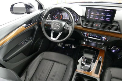 2023 Audi Q5 45 S line Premium quattro