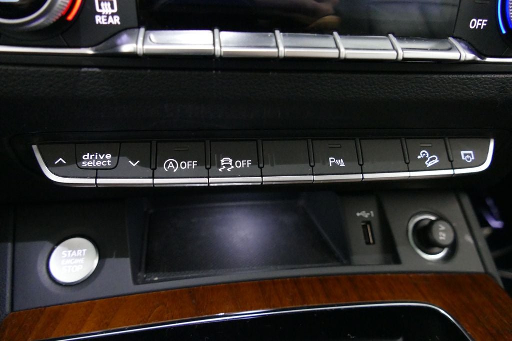 2023 Audi Q5 45 S line Premium quattro