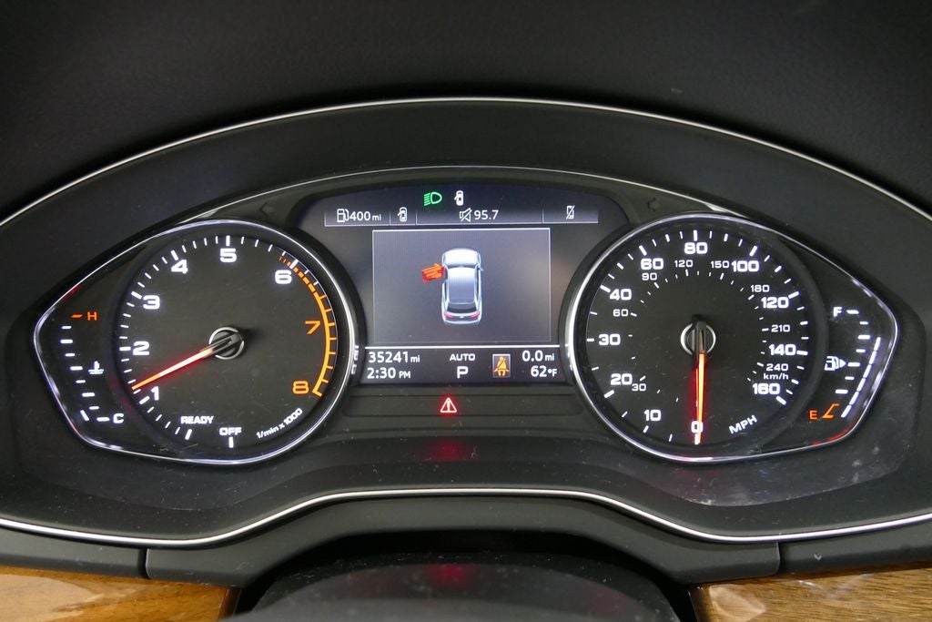 2023 Audi Q5 45 S line Premium quattro