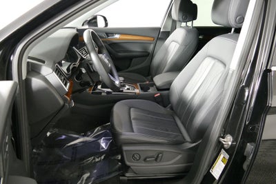 2023 Audi Q5 45 S line Premium quattro