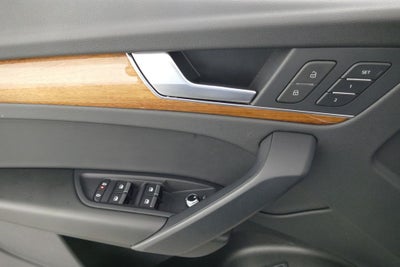 2023 Audi Q5 45 S line Premium quattro
