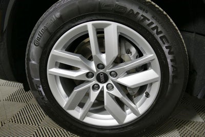 2023 Audi Q5 45 S line Premium quattro
