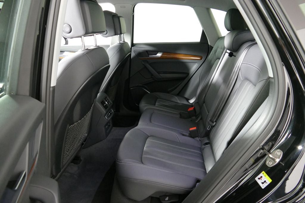 2023 Audi Q5 45 S line Premium quattro