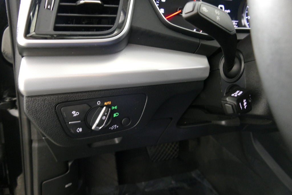 2024 Audi Q5 45 S line Premium quattro