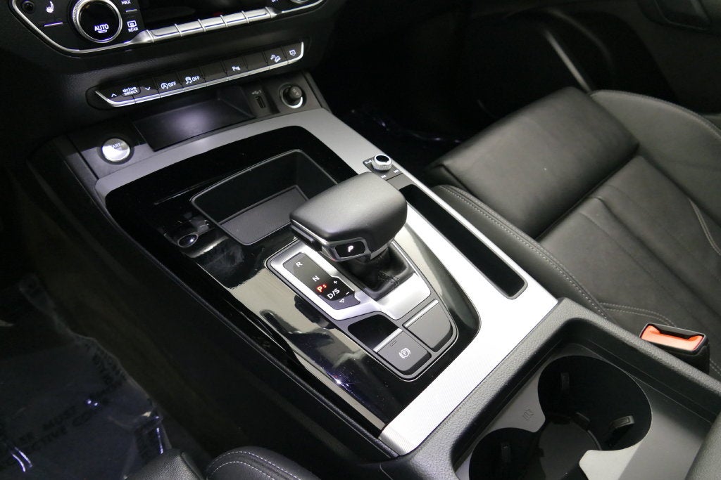2024 Audi Q5 45 S line Premium quattro