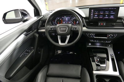 2024 Audi Q5 45 S line Premium quattro