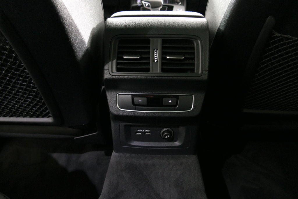 2024 Audi Q5 45 S line Premium quattro
