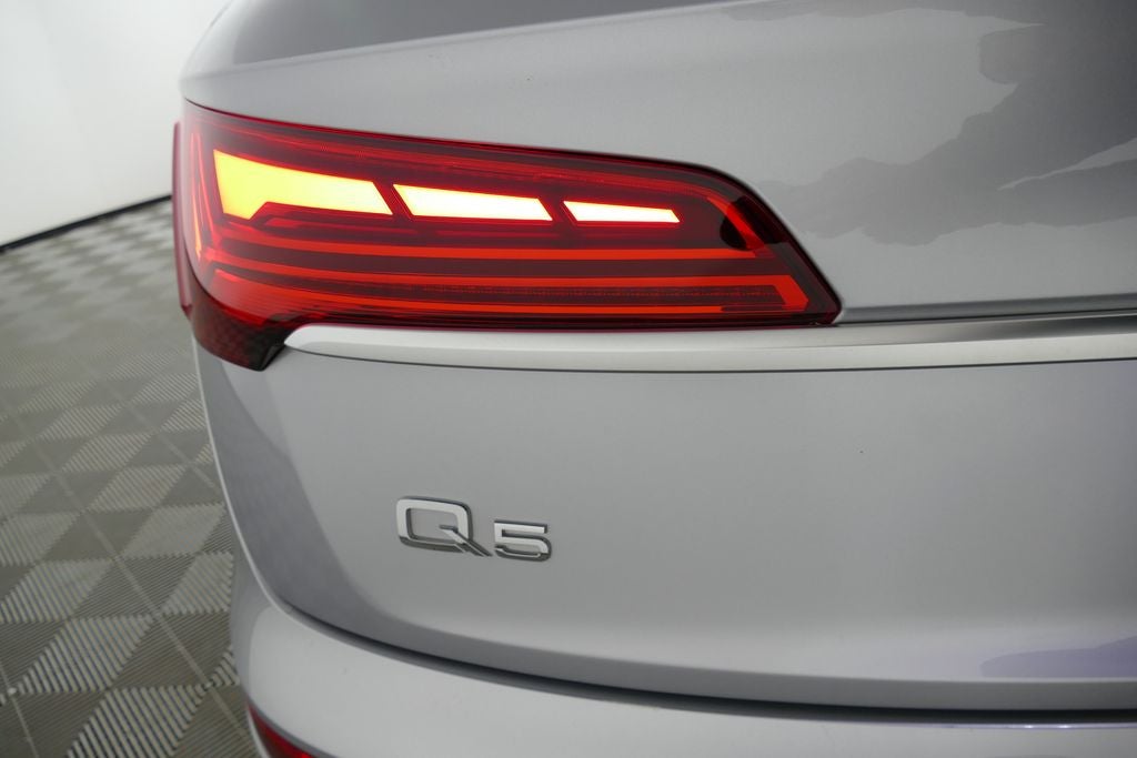 2023 Audi Q5 45 S line Premium quattro