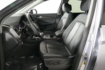 2023 Audi Q5 45 S line Premium quattro
