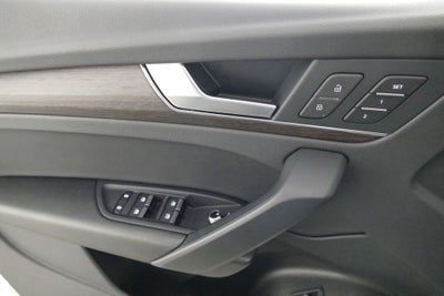 2023 Audi Q5 45 S line Premium quattro