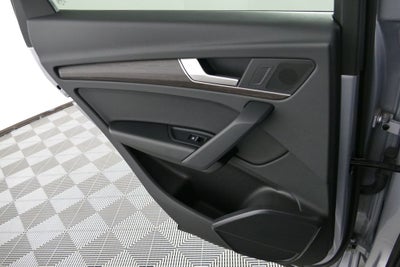 2023 Audi Q5 45 S line Premium quattro