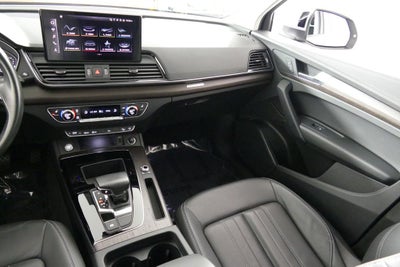 2023 Audi Q5 45 S line Premium quattro