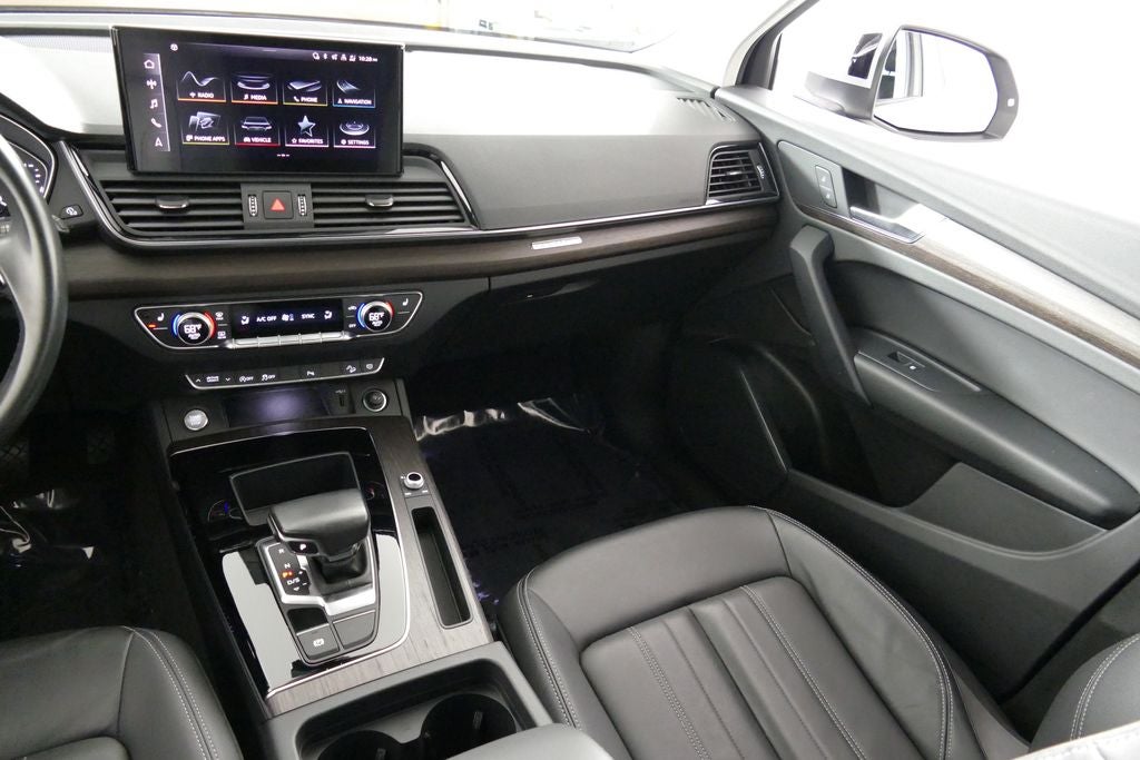 2023 Audi Q5 45 S line Premium quattro