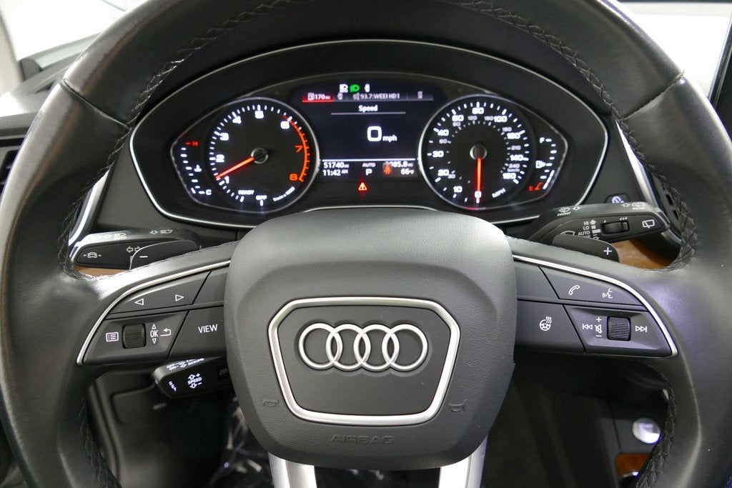 2023 Audi Q5 45 S line Premium quattro