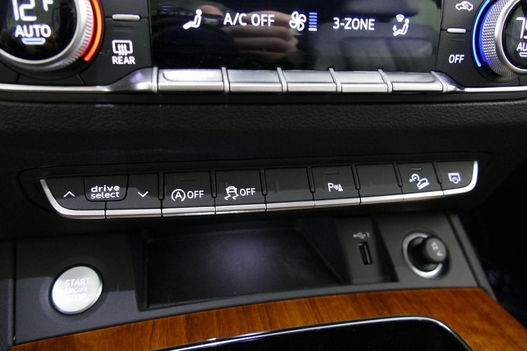 2023 Audi Q5 45 S line Premium quattro