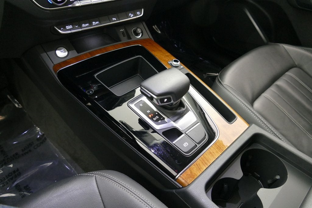 2023 Audi Q5 45 S line Premium quattro